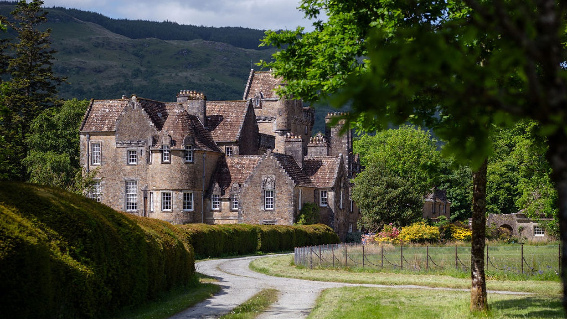 Ardkinglas House